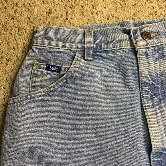 Lee High Waisted Mom Jean Shorts - Picture 3 of 4